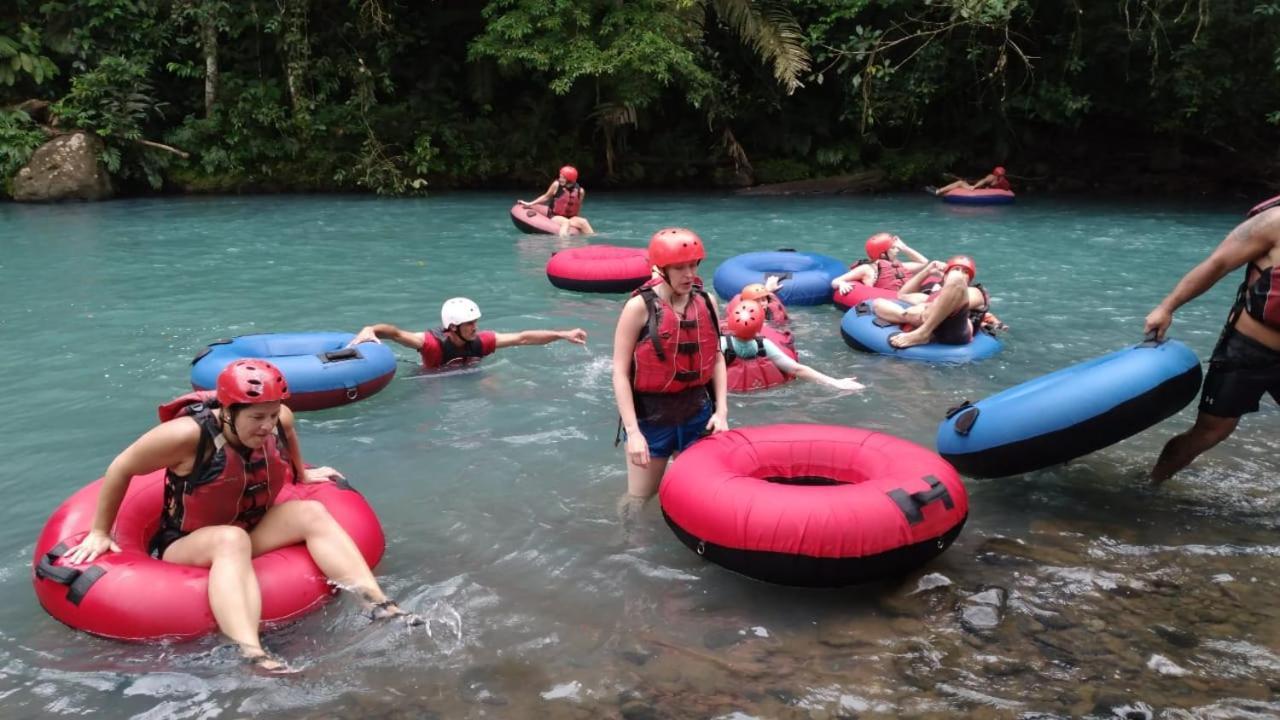 Bed and Breakfast Posada Rio Celeste In Экстерьер фото